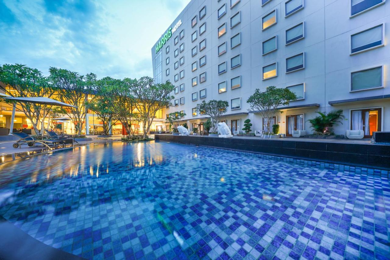 Harris Hotel Sentul City Bogor Exteriör bild
