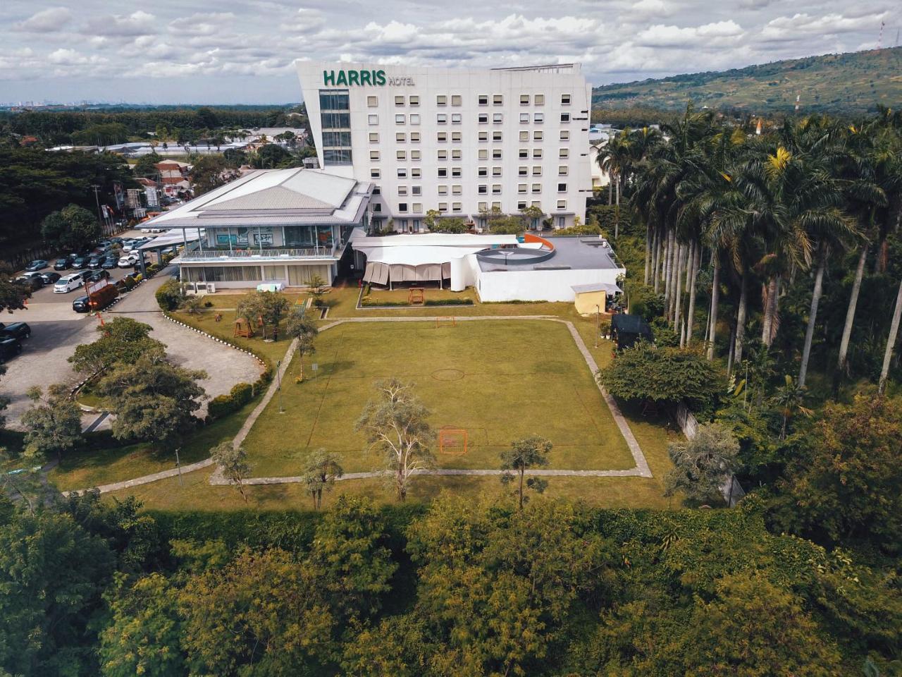 Harris Hotel Sentul City Bogor Exteriör bild